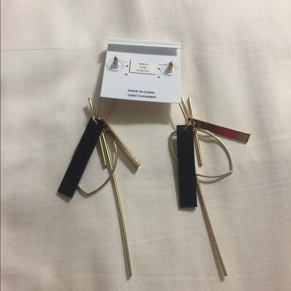 Brand New Earrings and Necklace Bundle - Picture 3 of 6